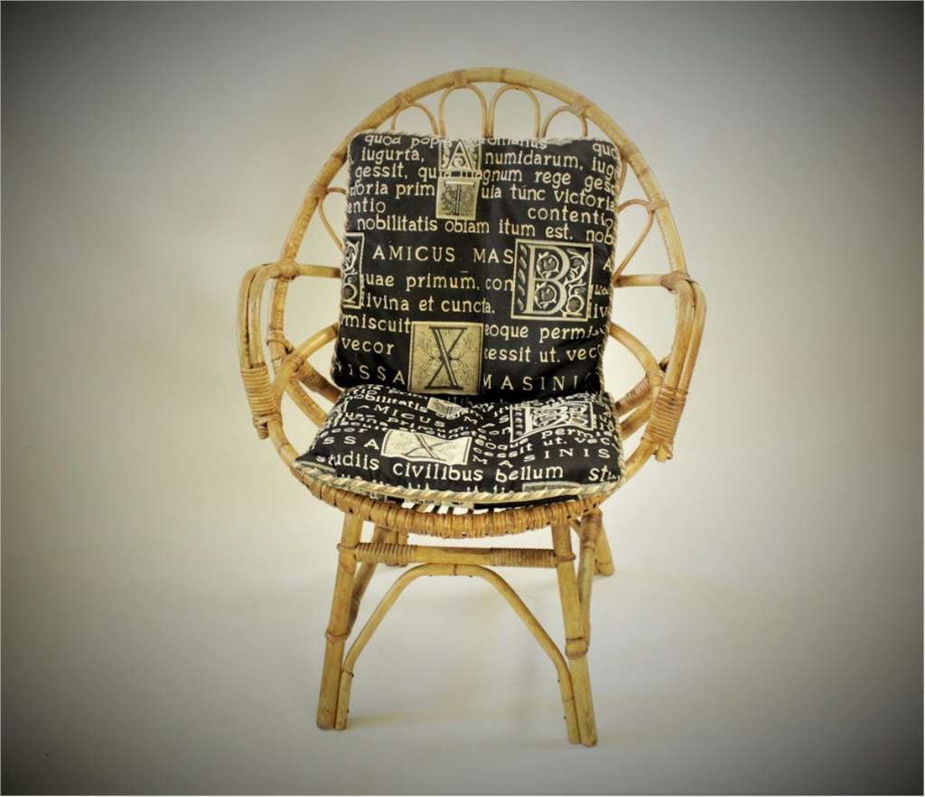 Mid-Century set of 4 wicker chairs