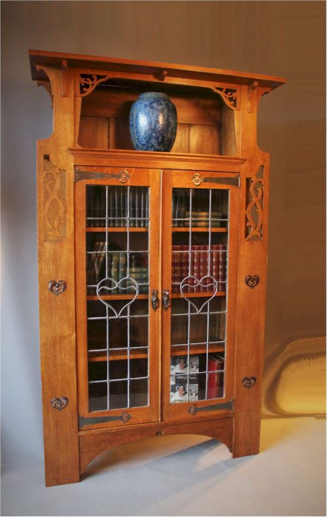 Arts and Crafts oak bookcase with Heart leaded glazed doors