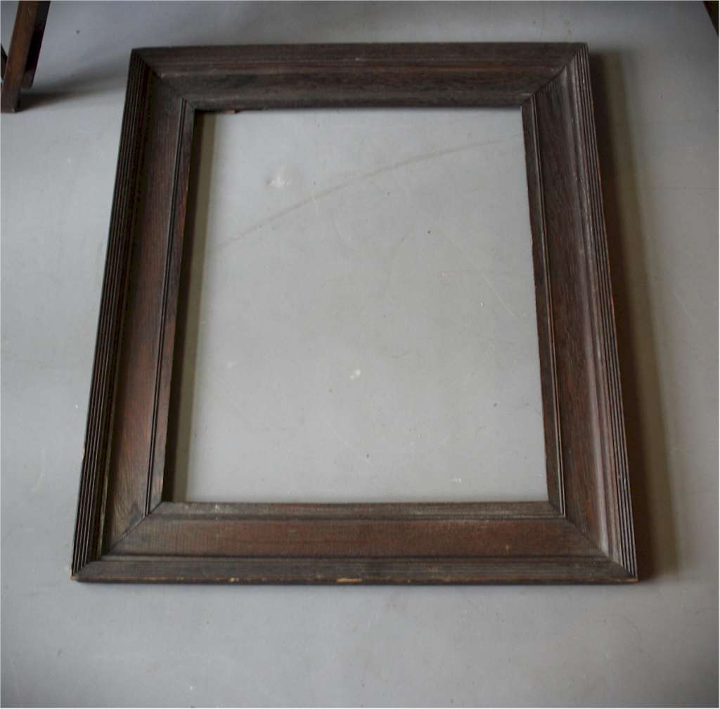 Oak Edwardian picture-frame