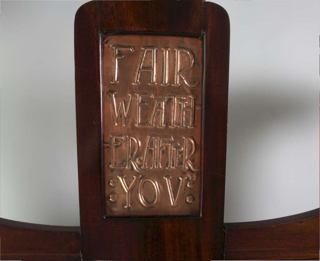 Shapland & Petter Cue stick stand with Motto.