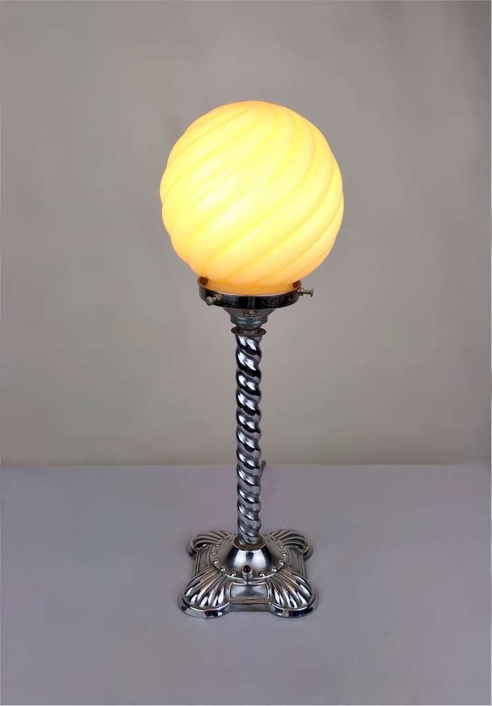 Art Deco table lamp in chrome and glass