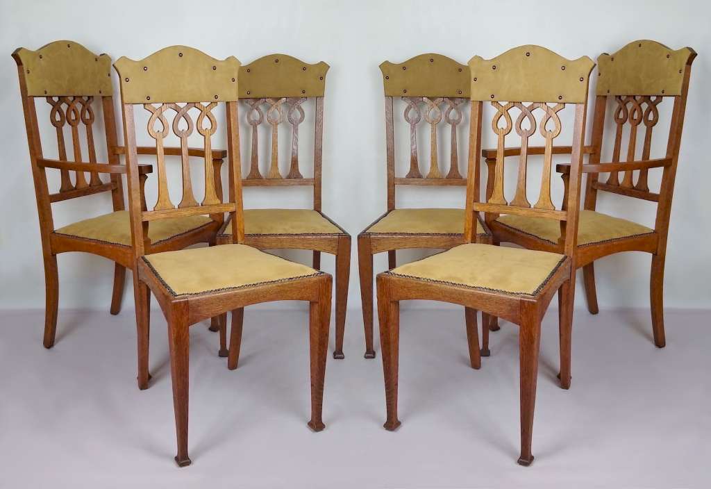 Set of 6 arts and crafts dining chairs in golden oak
