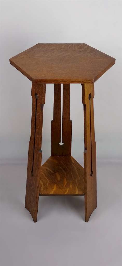 Stylish arts and crafts side table in oak