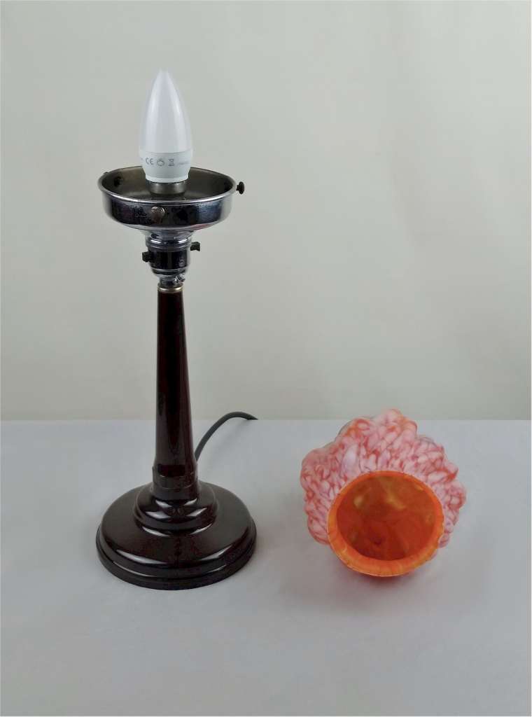  Art Deco table lamp in bakelite , flame shade