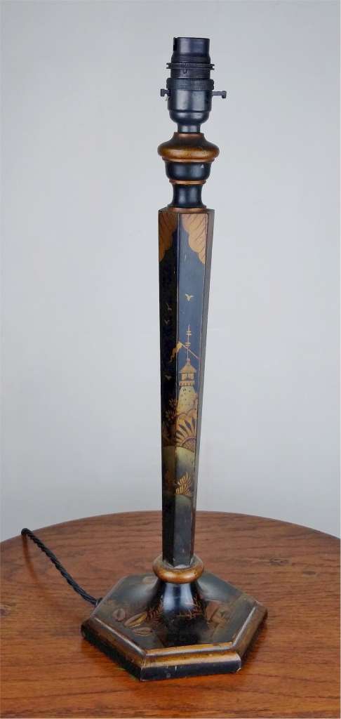 1930's chinoiserie decorated table lamp