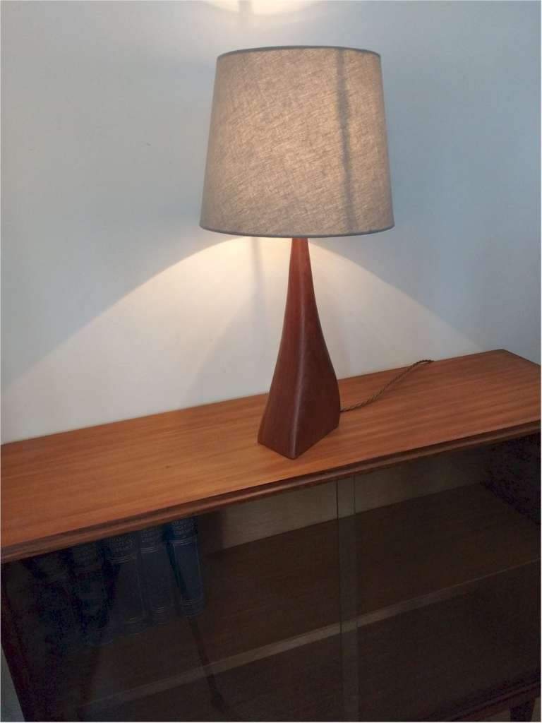 Teak Mid Century lamp reminiscent of a standing cat