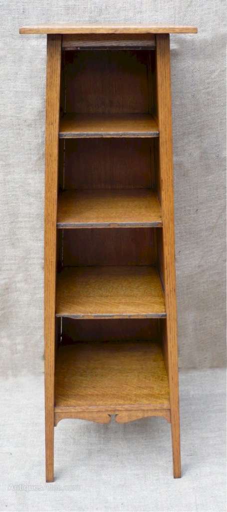 Arts and crafts bookstand in golden oak