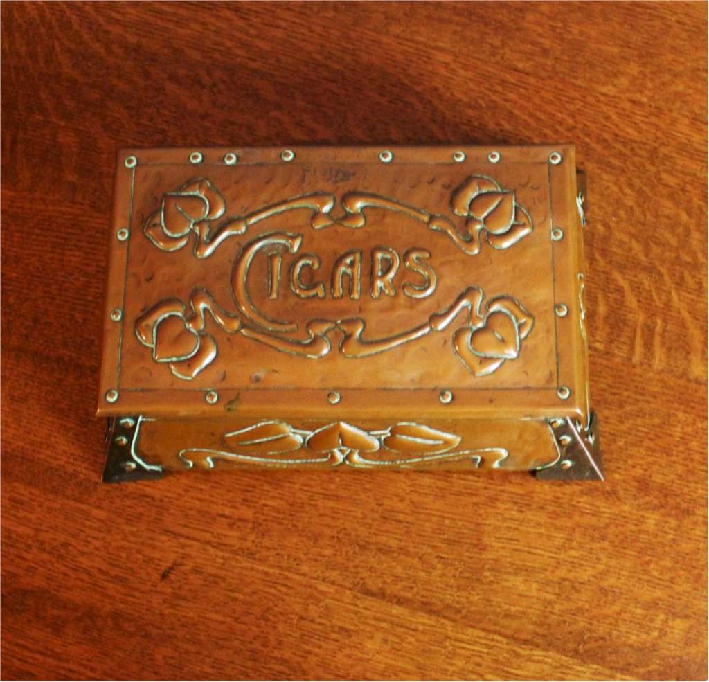 Arts and Crafts copper cigar box