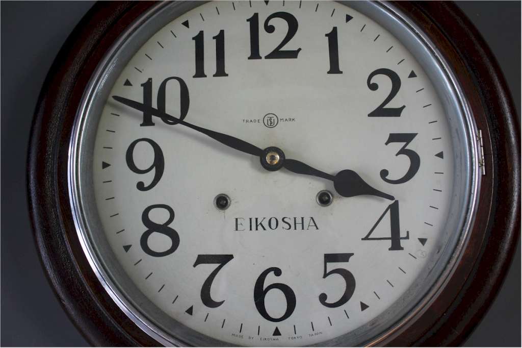 Eikosha Japanese early 20th century wall clock