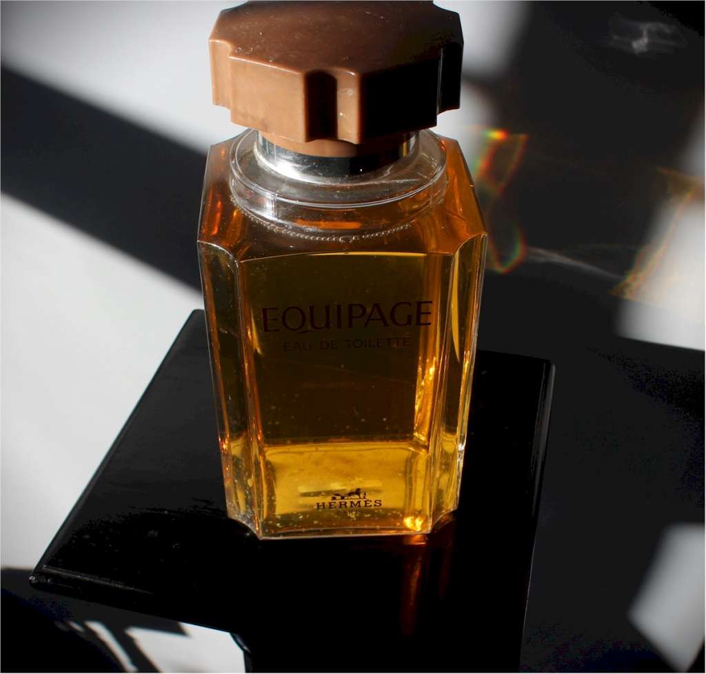 Hermes Equipage Facile perfume display bottle