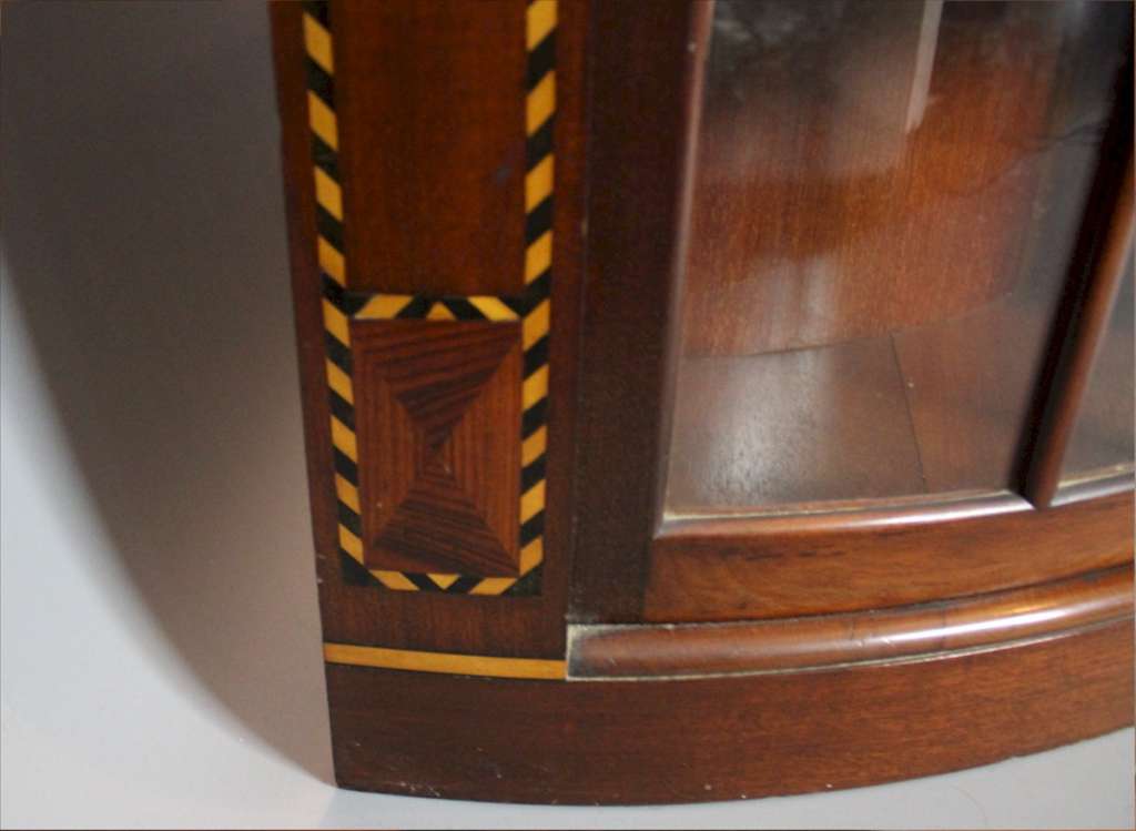 Art Nouveau craftsman made inlaid mahogany display cabinet