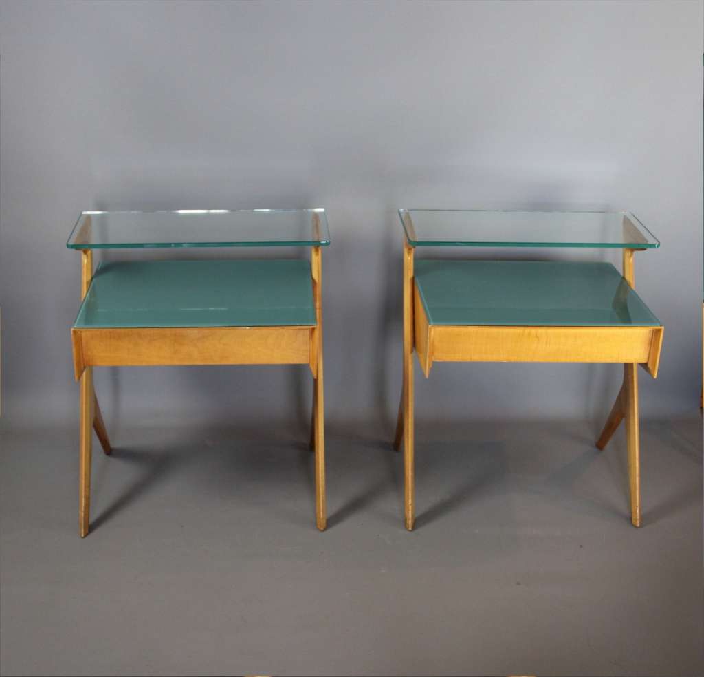 Pair of stylish Italian bedside cabinets c1950's