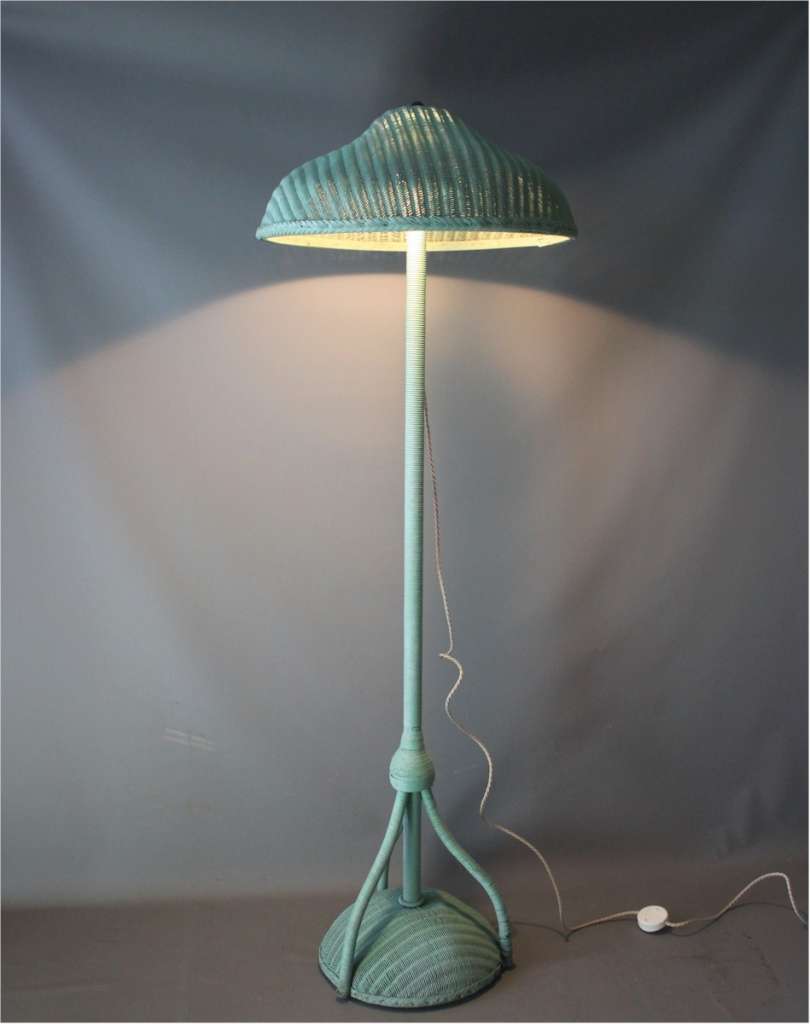 Wonderful early 20th century Lloyd Loom standard lamp