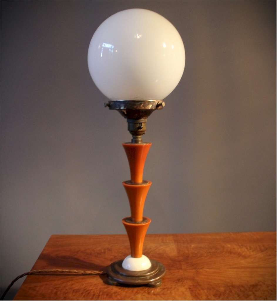 Art Deco Phenolic table lamp