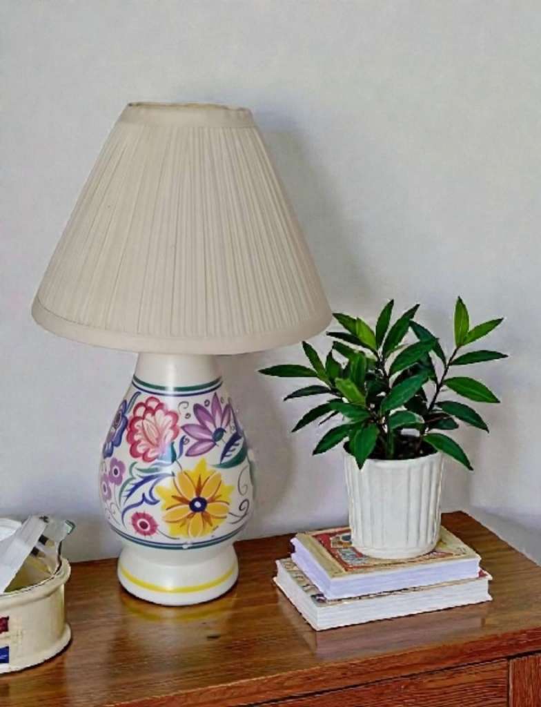 Poole pottery table lamp