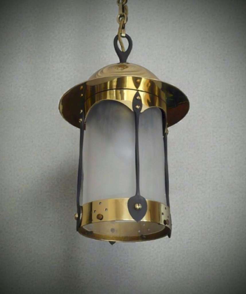 Classic arts and crafts dome top lantern in brass