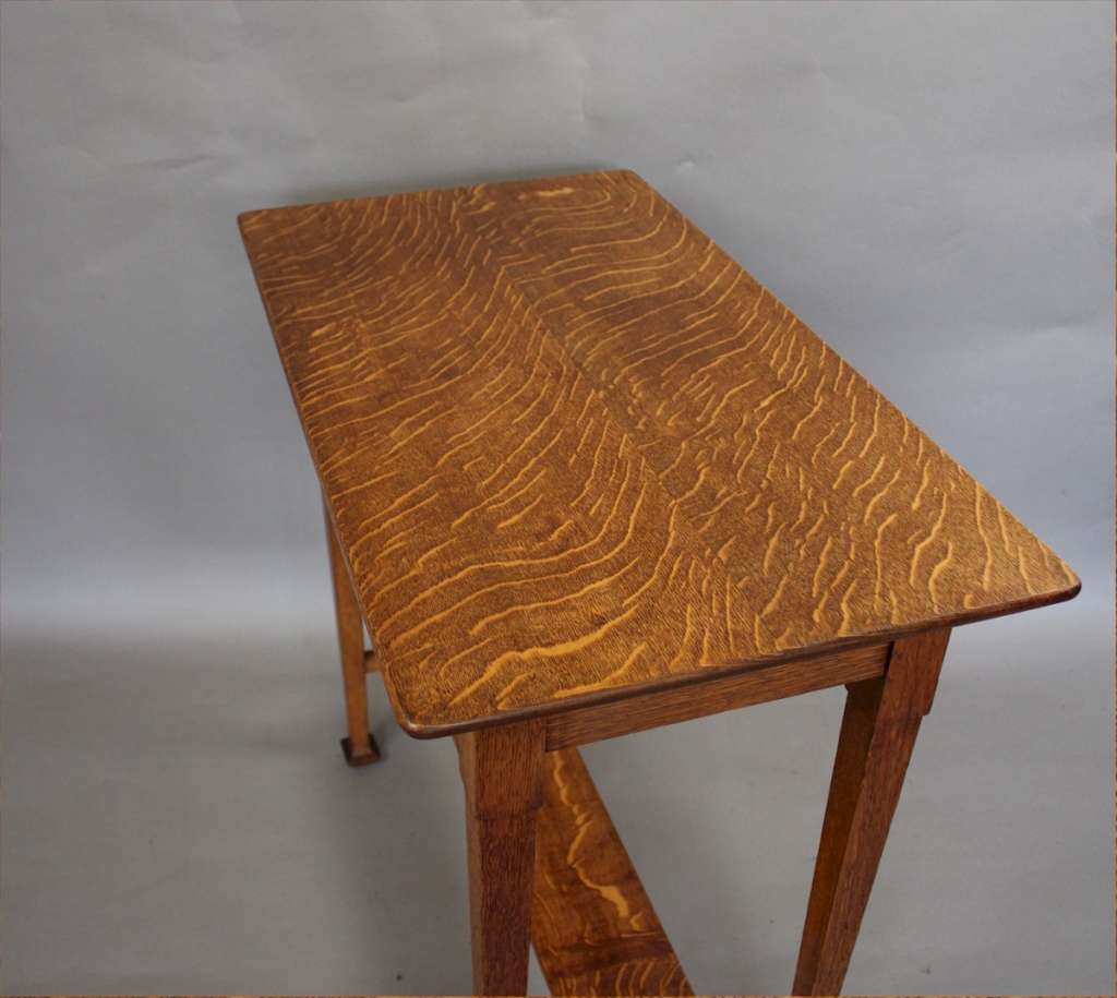 Arts and crafts quarter sawn oak side table