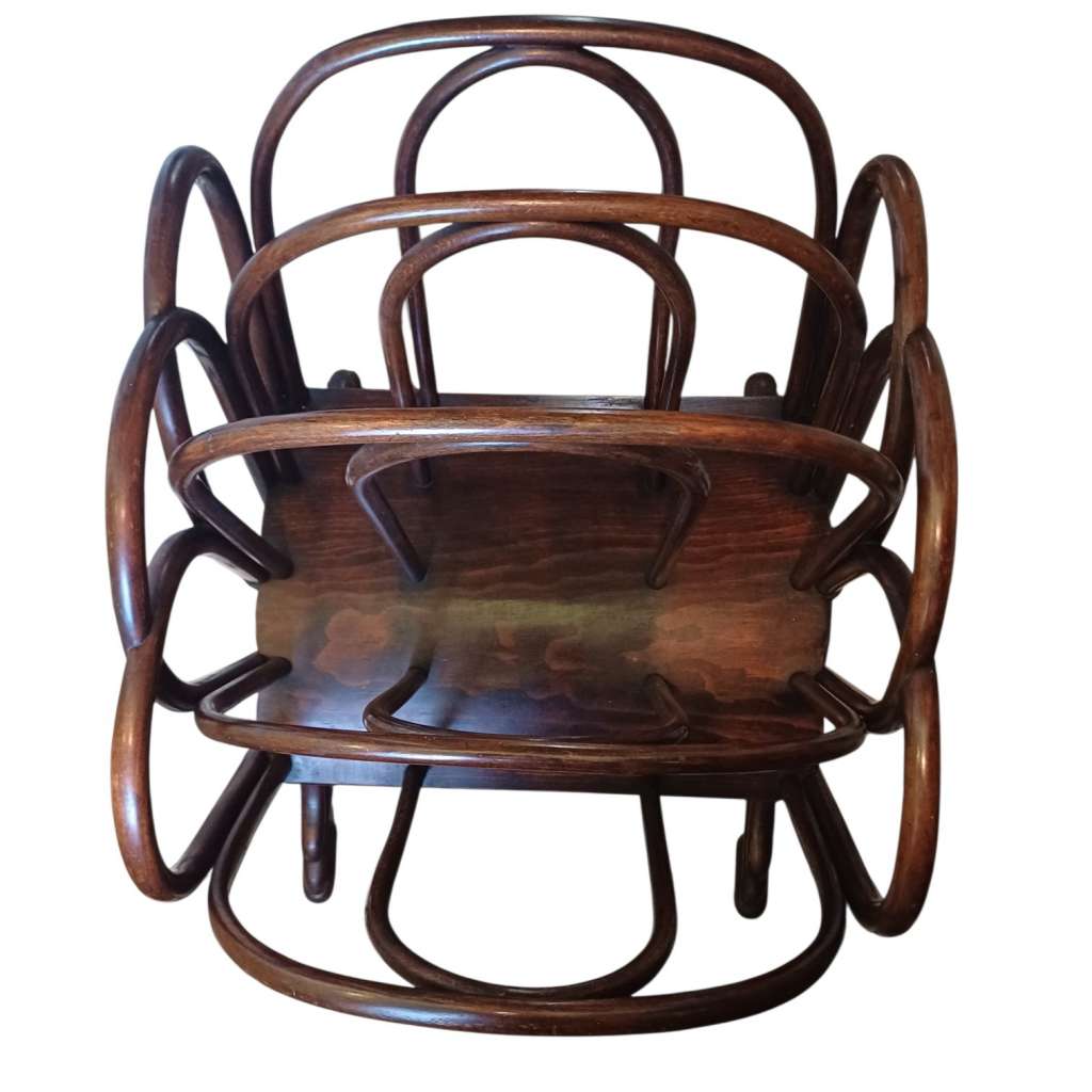 Bentwood Magazine Rack No. 1 from Thonet