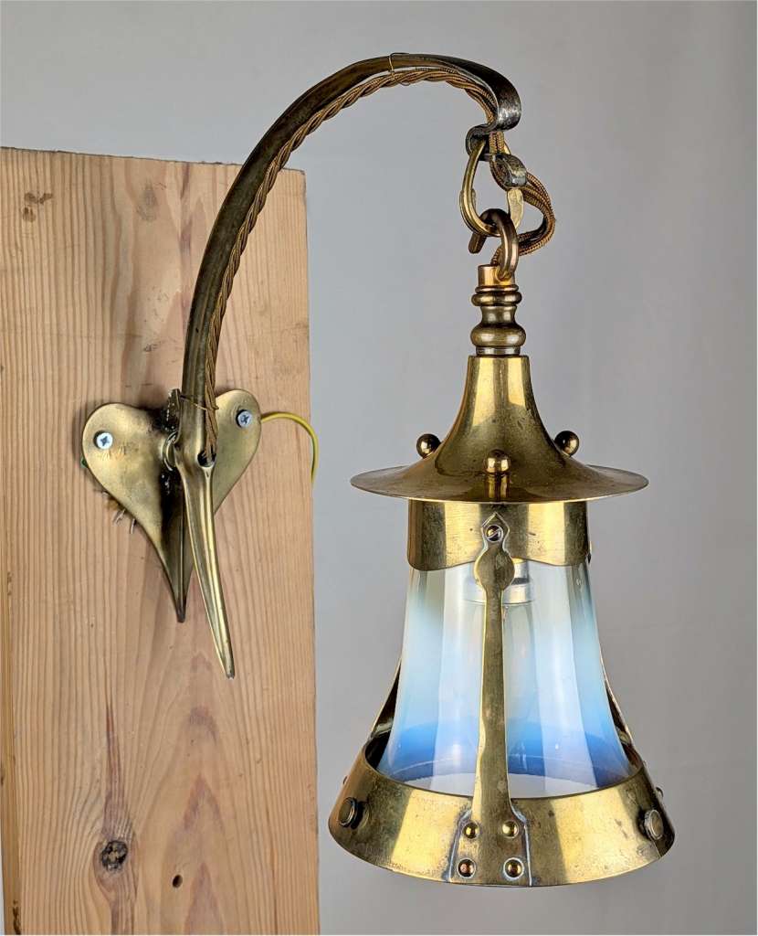 Arts and craft wall light vaseline shade