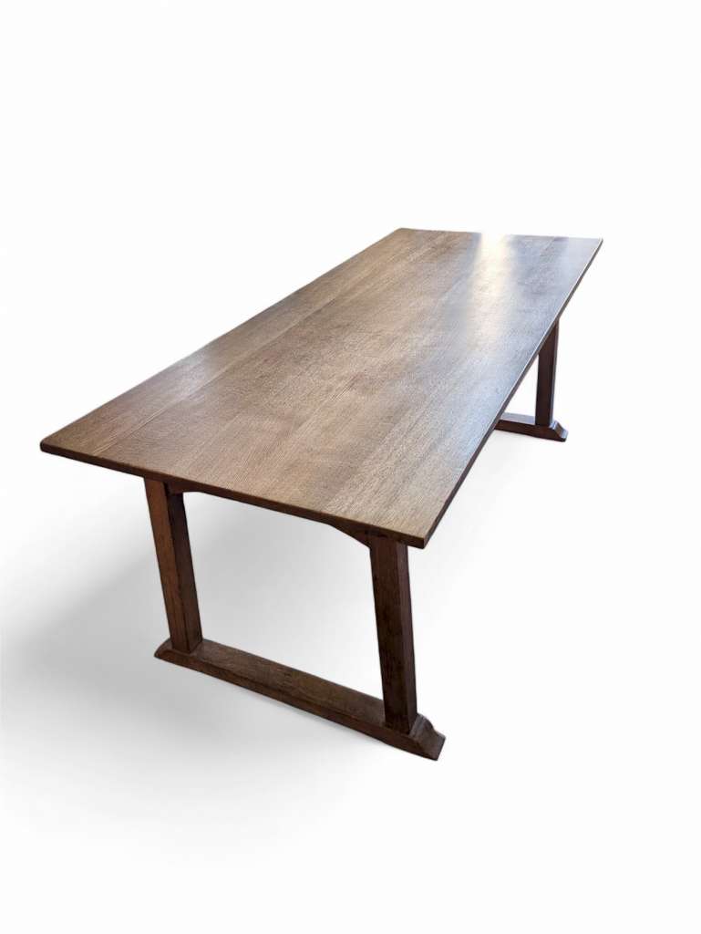 Heals Letchworth dining table in oak