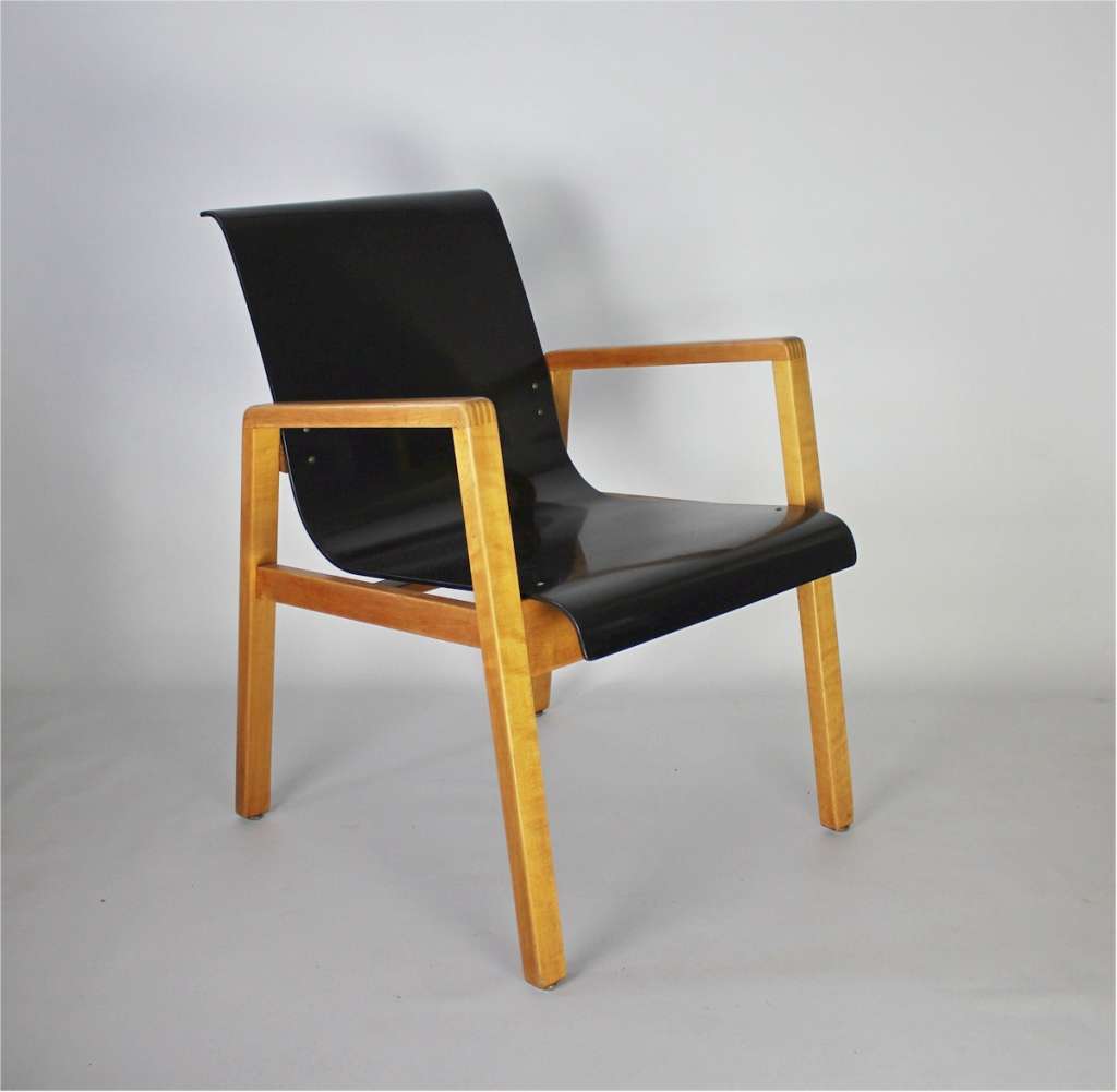 Alvar Aalto Hallway Chair Model No.403 by Finmar