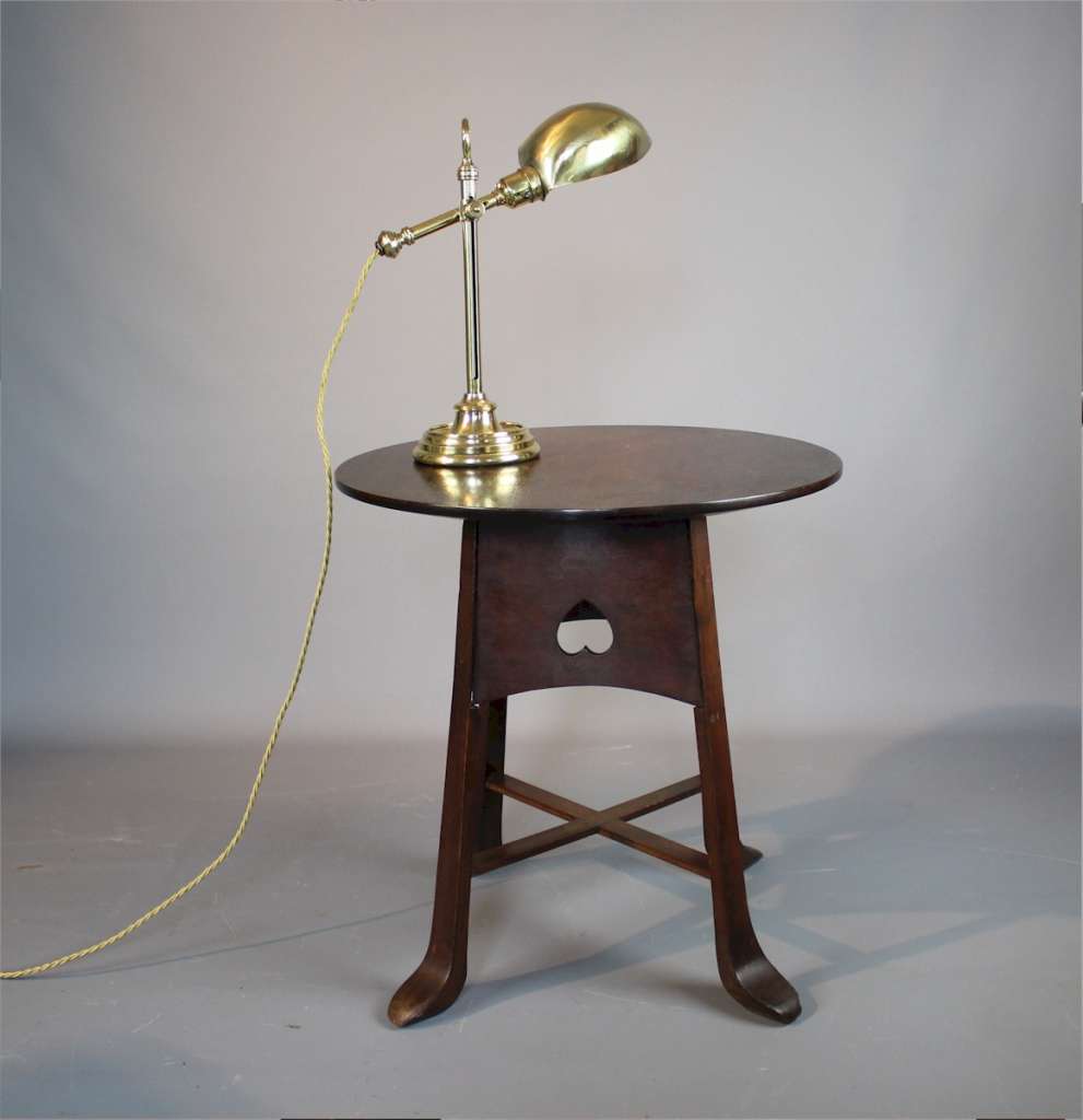 Splendid Edwardian adjustable table lamp.