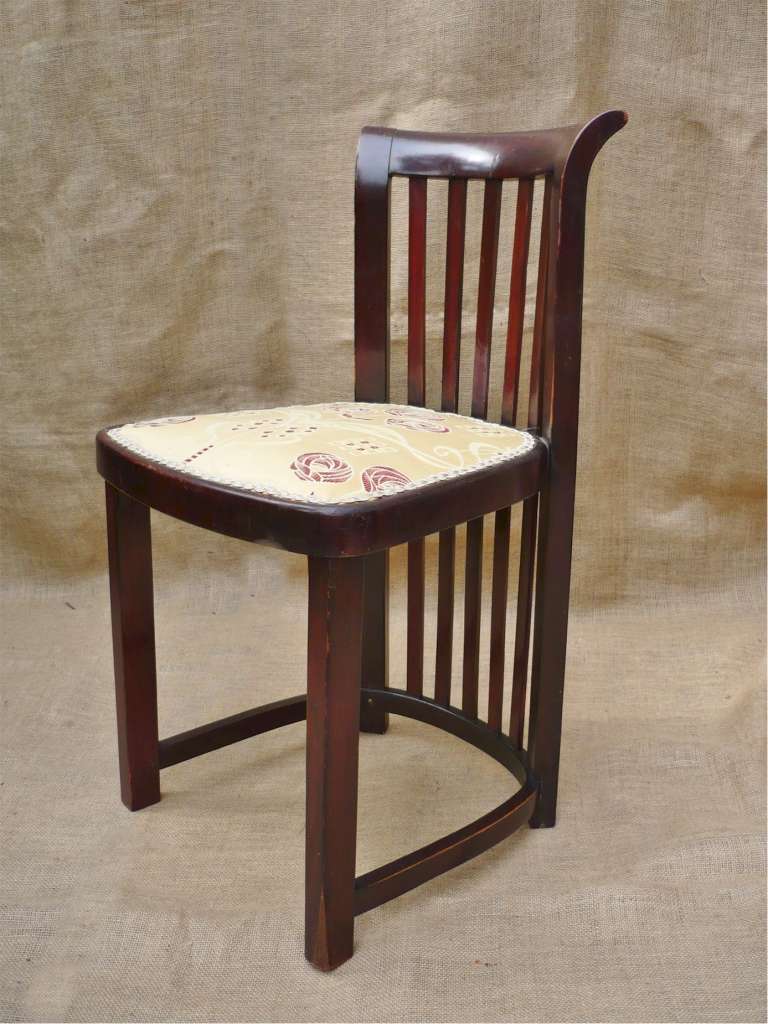 Vienna Secessionist bentwood chair by Thonet