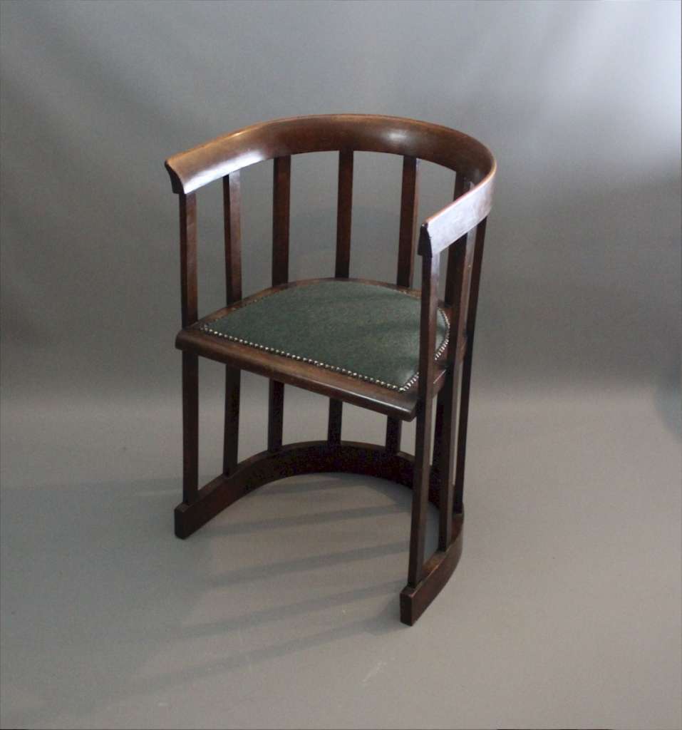 Arts and crafts Glasgow School barrell chair