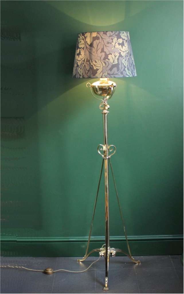Victorian brass standard lamp in the manner of Hinks and Benson