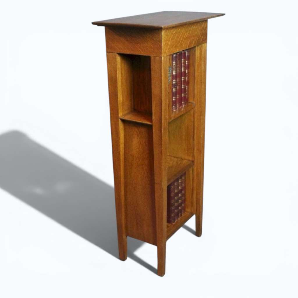 Arts & Crafts Cambridge bookcase