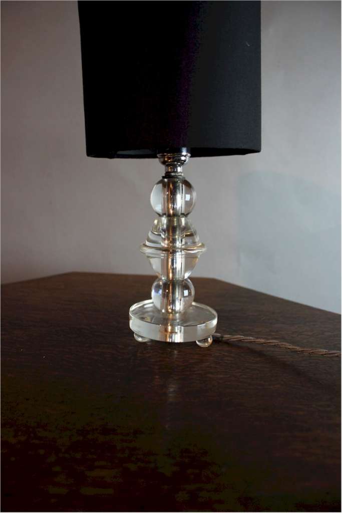 French chystal table lamp
