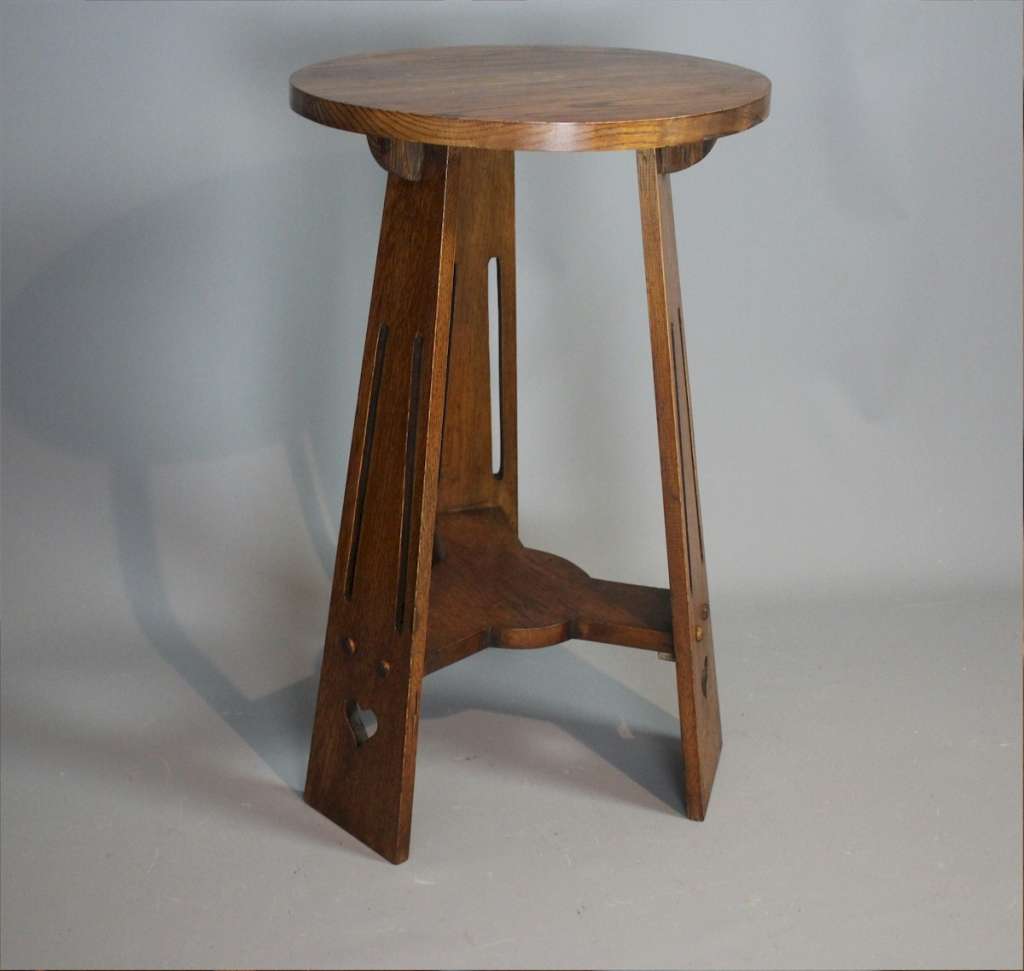 Classic arts and crafts circular oak side table