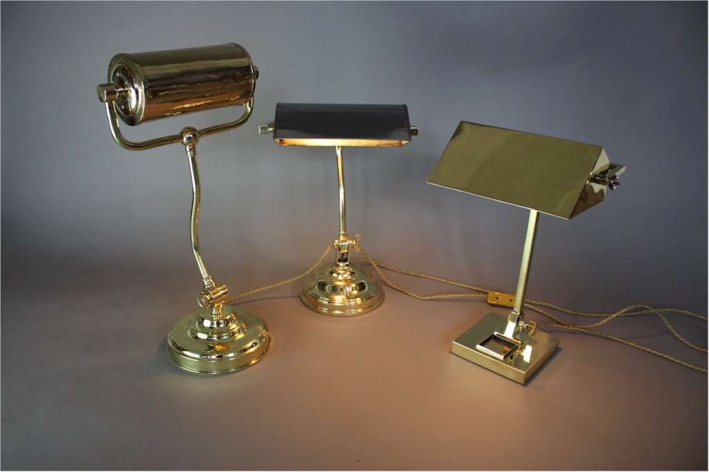 Classic bankers / desk lamp polished brass and steel