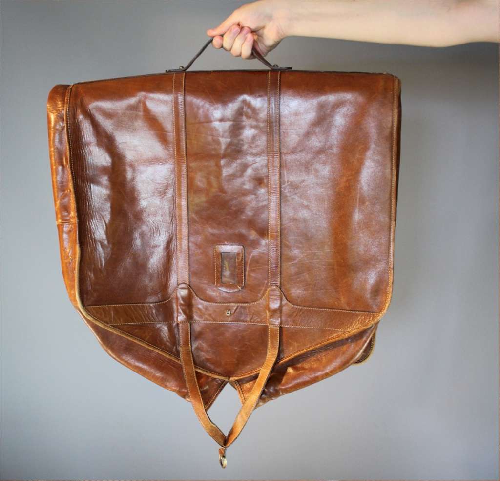 Leather men's travel suit carrier by Etienne Aigner
