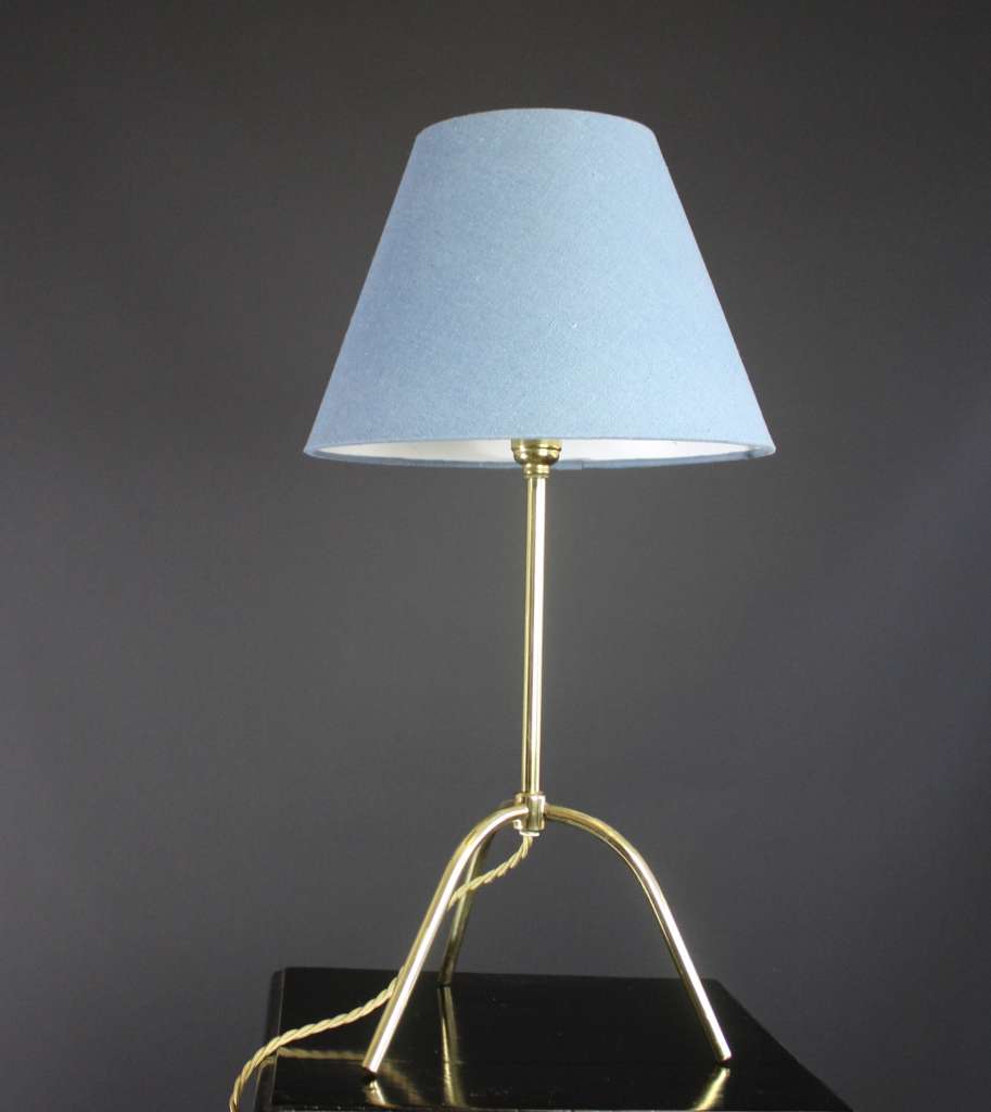 1950's brass tripod table lamp