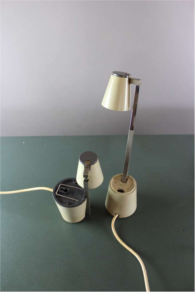 Vintage pair of Lampette collapsible reading / bedside lamps in cream finish , made in Germany