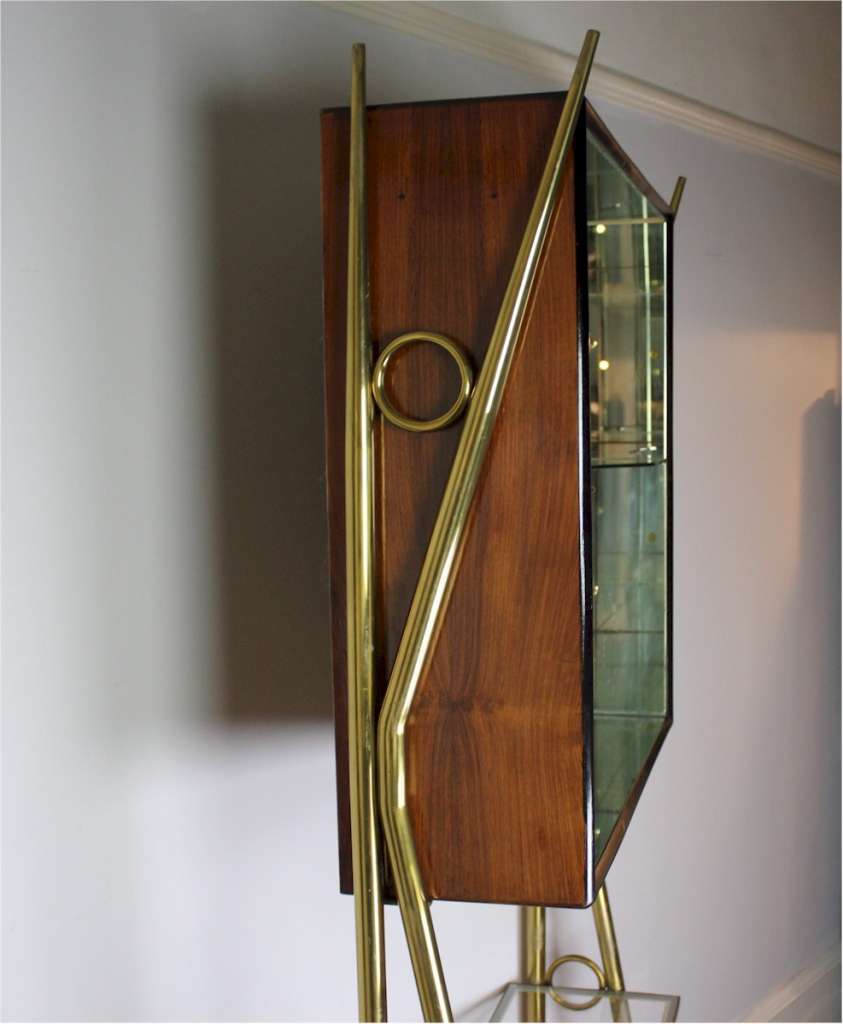 Italian brass and mirrored display cabinet Gio Ponti