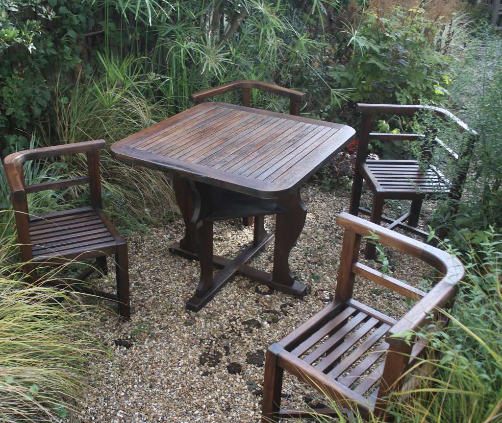 Hughes Bolckow Teak Cube garden set for Heals