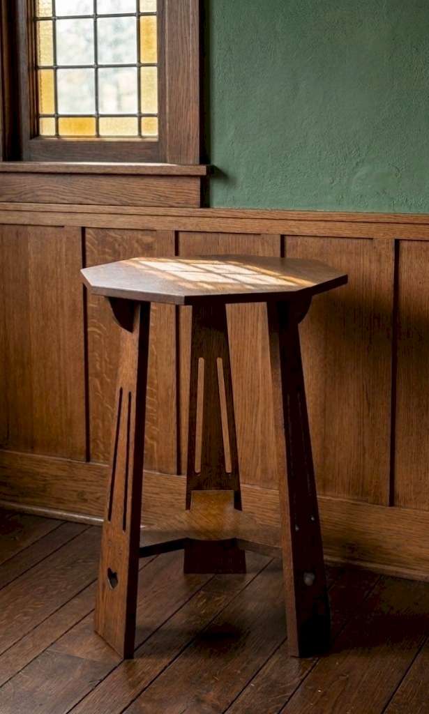 Classic arts and crafts side table in oak