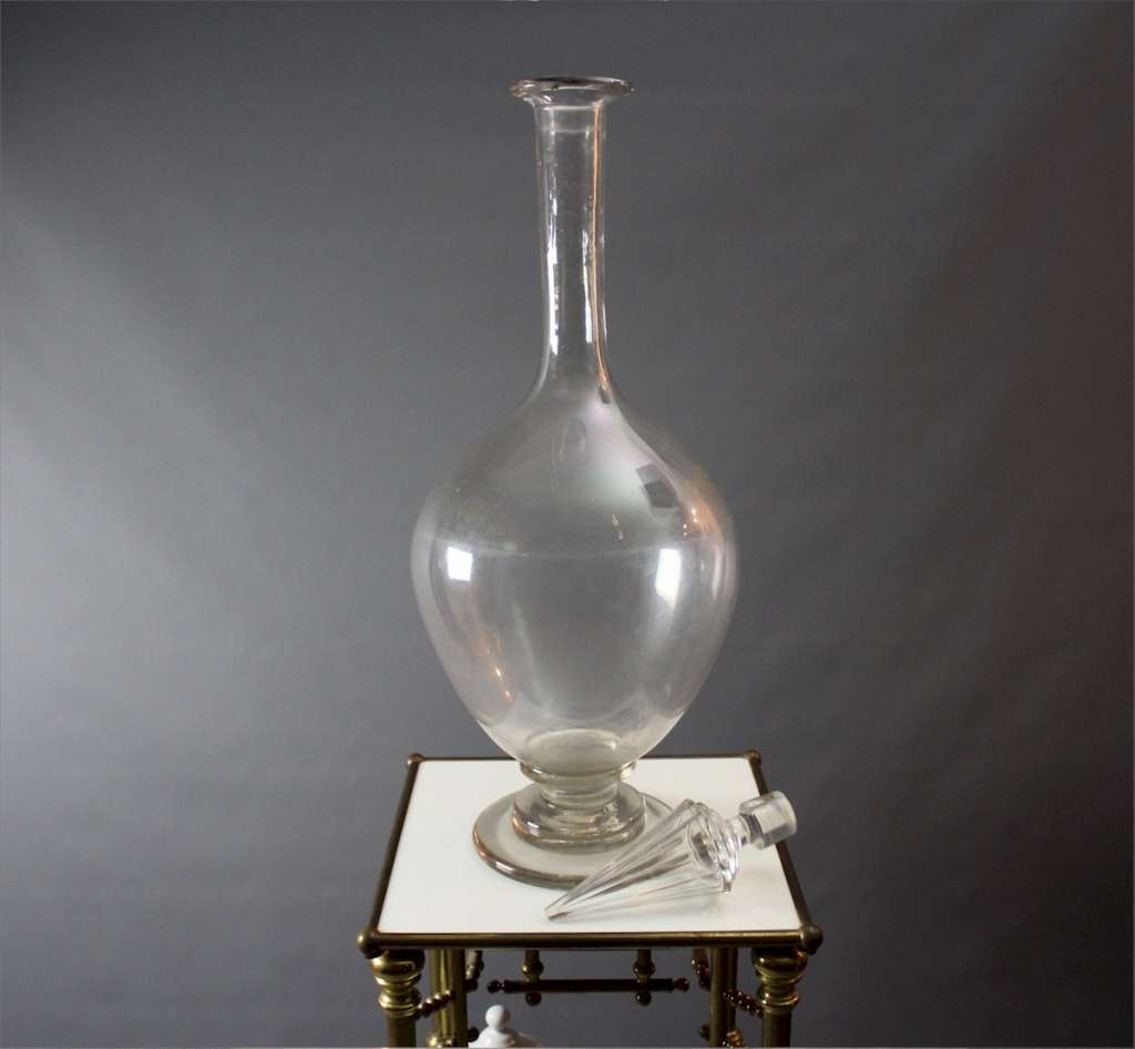 Large Victorian Apothecary jar with stopper