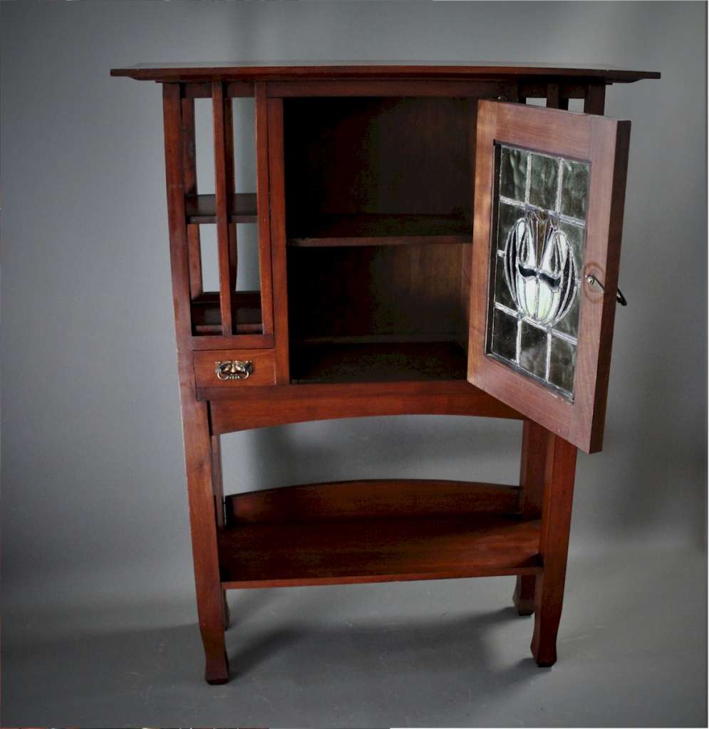 Arts and Crafts mahogany cabinet