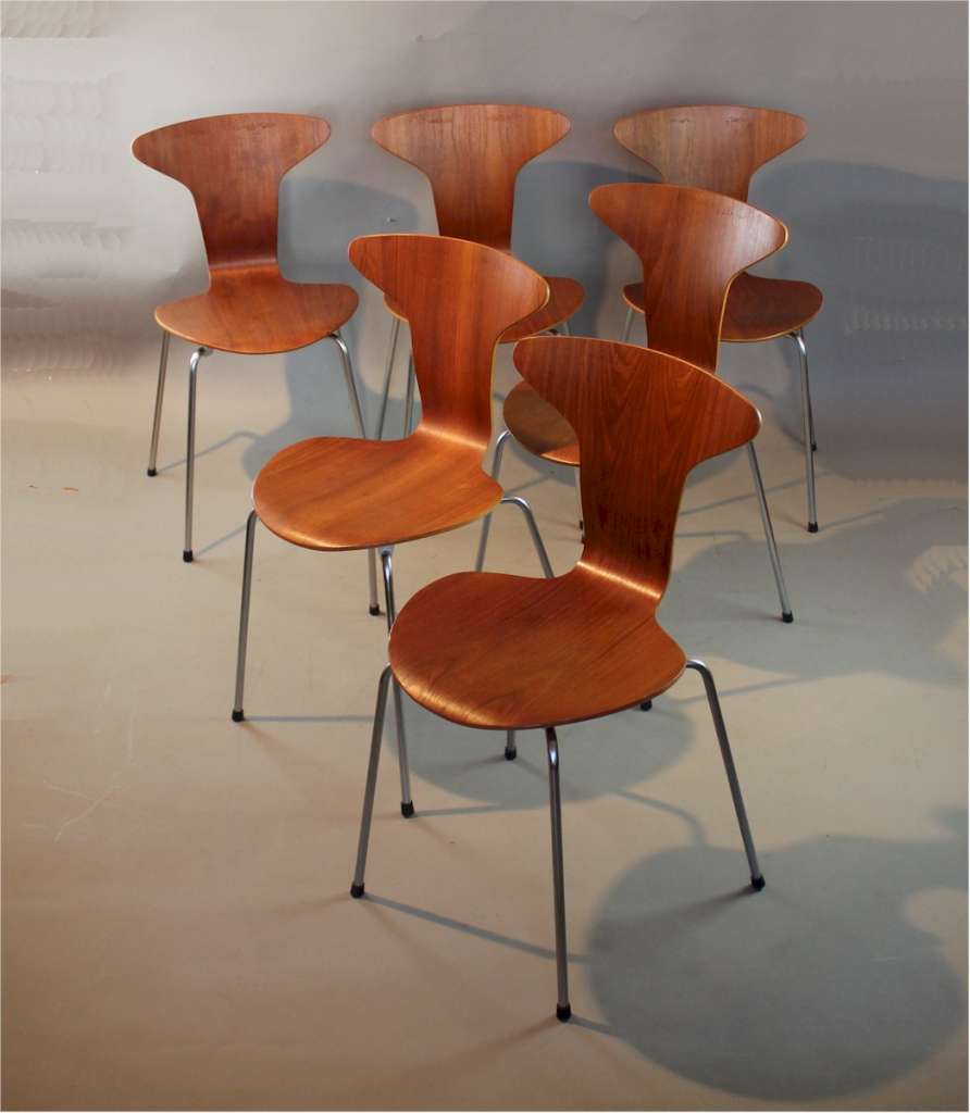 Set of six Mosquito chairs by Arne Jacobsen