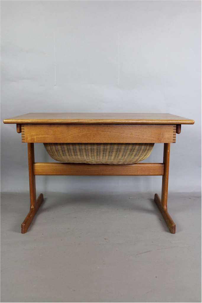 Danish Teak Mid-Century sewing table by VM Mobler