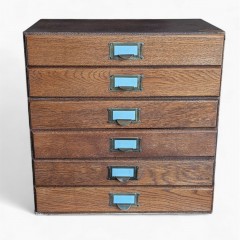 Tabletop filing cabinet holds A4 paper