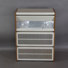 Braun Atelier 1-81 stereo by Dieter Rams c1960